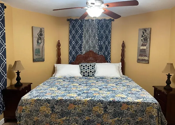 Castle By The Shore Apartment Ocho Rios